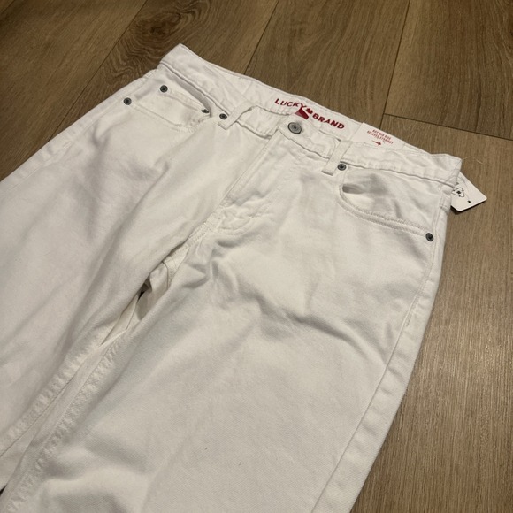 Lucky Brand Women's Boy Mid Rise Relaxed Straight White Denim Jeans 4/27 NEW - Picture 1 of 11